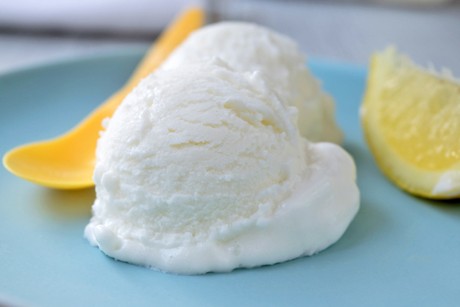 Zitronen-Joghurt-Eis
