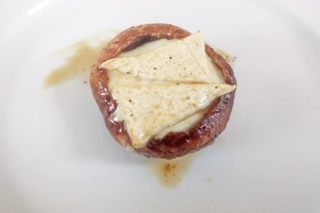 Gefüllte Brie-Champignons