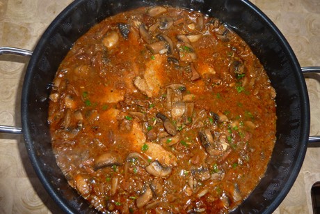 Saftfleisch mit Pilzen