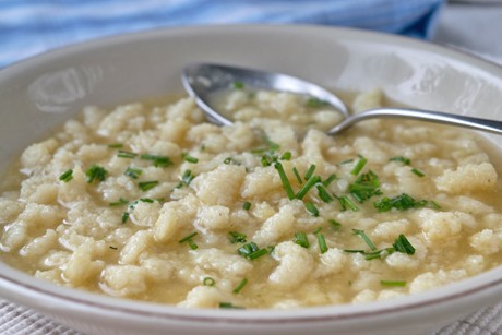 Grießreibesuppe