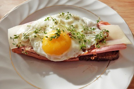 Jausenbrot mit Spiegelei