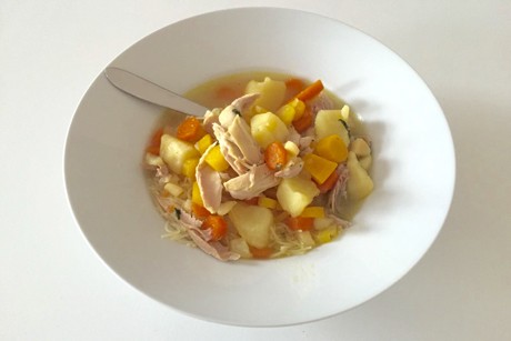 Hühnersuppentopf