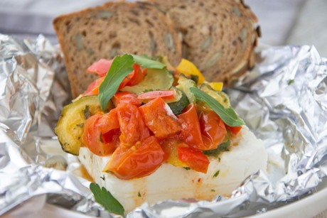Gebackener Feta mit Gemüse