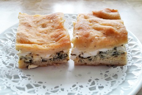 Zwiebelbrot mit Feta