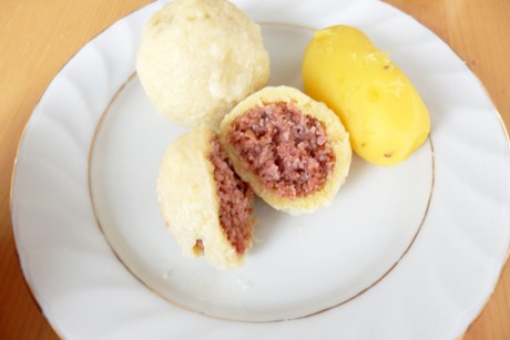 Hascheeknödel