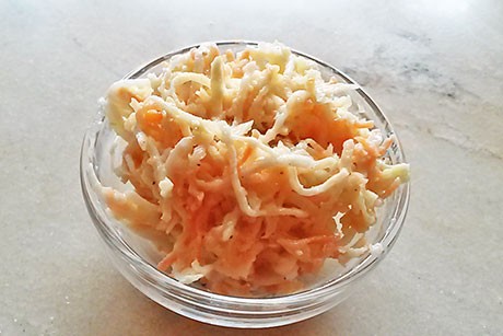 Roher Zeller-Karottensalat