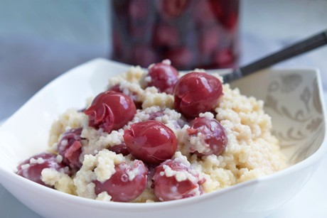 Quinoa mit Sauerkirschen