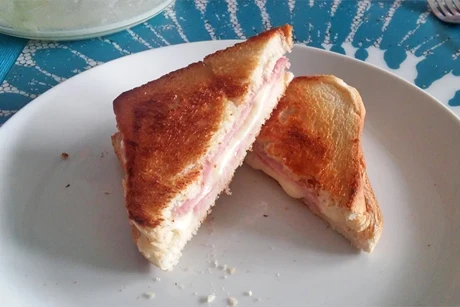 Pfannen-Toast Schinken Käse