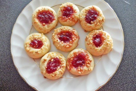 Husarenkrapferl mit Nusskrokant