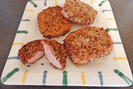 Leberkäse mit Sesam-Leinsamenpanade