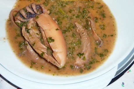Sepie in Weinsauce