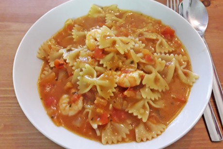 One-Pot-Pasta mit Shrimps