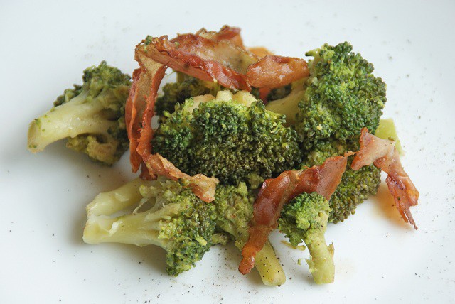 Broccoli al prosciutto