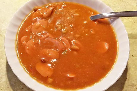 Bohnensuppe mit Würstel