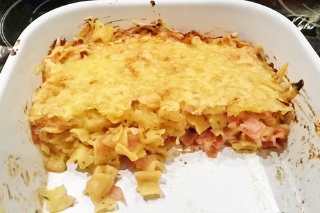 Überbackene Schinkenfleckerl