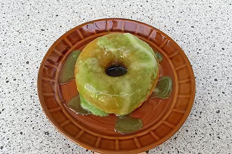 Donut mit Zuckerglasur