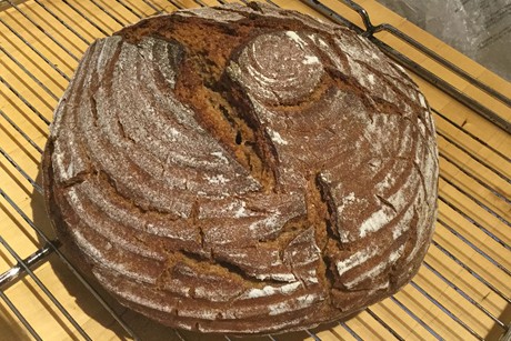 Sauerteig Brot