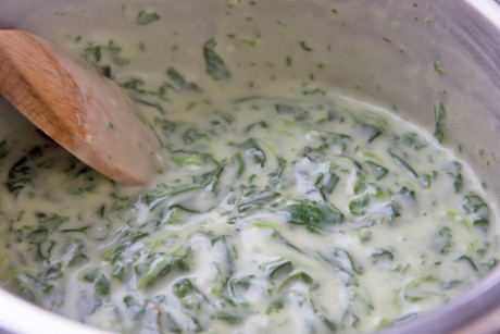 Mangoldsahnesoße