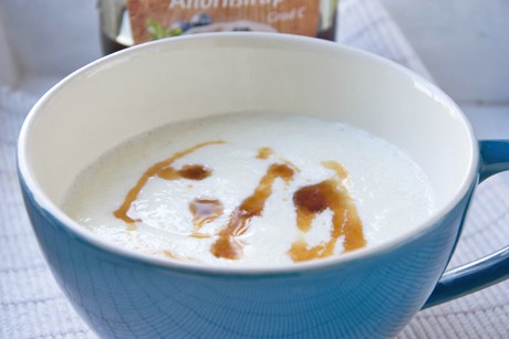 Grießkoch mit Ahornsirup
