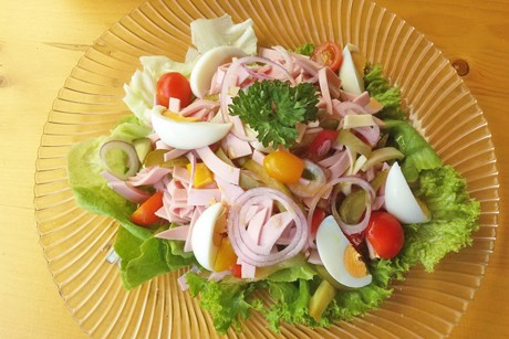 Pikanter Wurstsalat