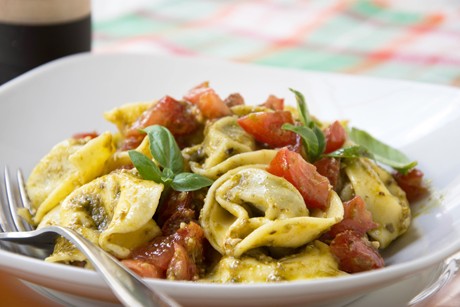 Tortellinisalat