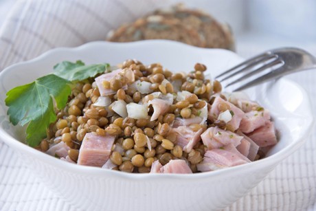 Bunter Linsensalat mit Schinken