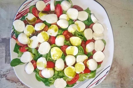Mozzarellasalat