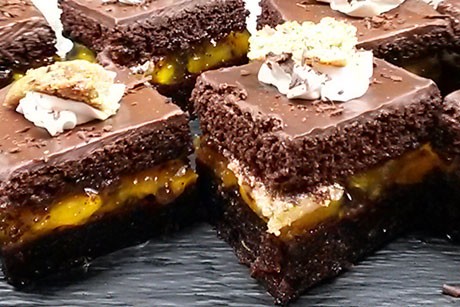 Schokokuchen mit Pfirsich
