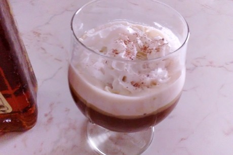 Amaretto Kaffee