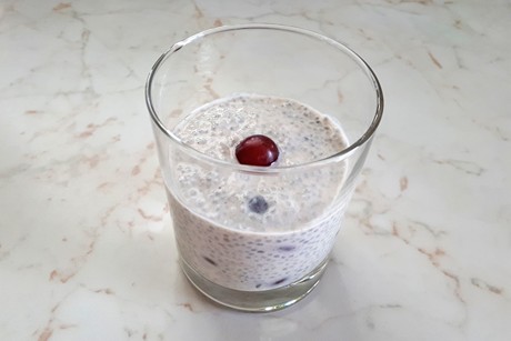 Chia-Pudding mit Weintrauben