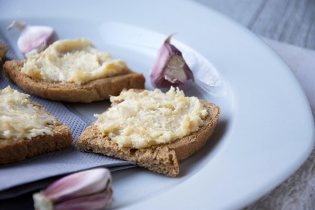 Knoblauch-Kräuter-Paste