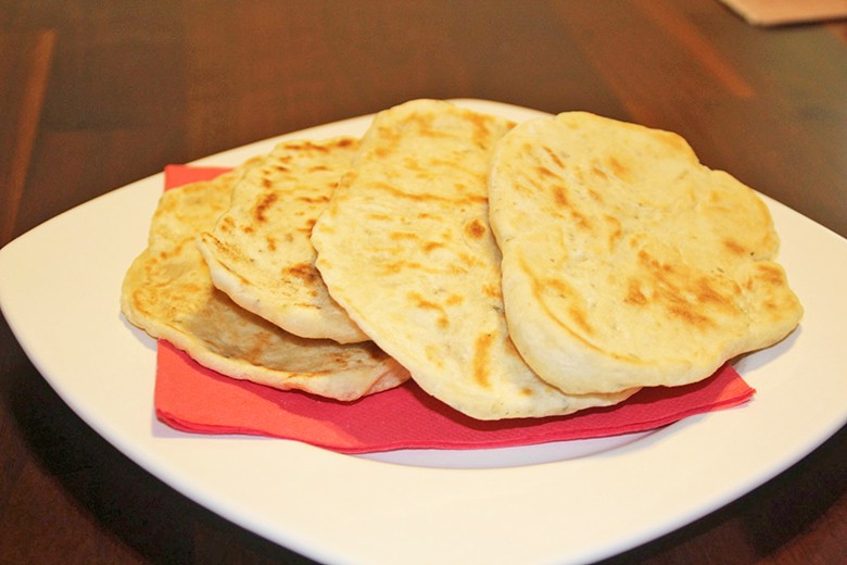 Kräuter-Naanbrot