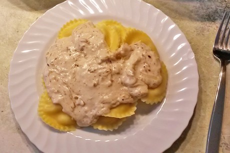 Penne in Zwiebelkäsesauce