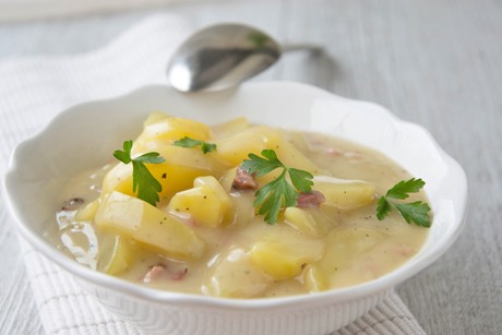 Eingebrannte Speckkartoffeln