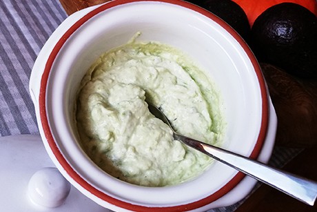 Avocado-Basilikum Sauce
