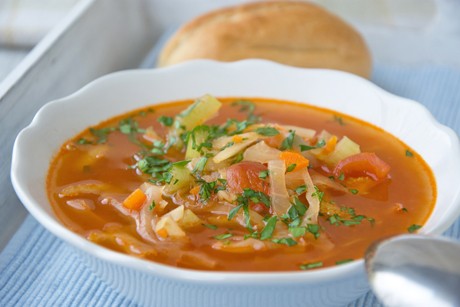 Reichhaltige Krautsuppe