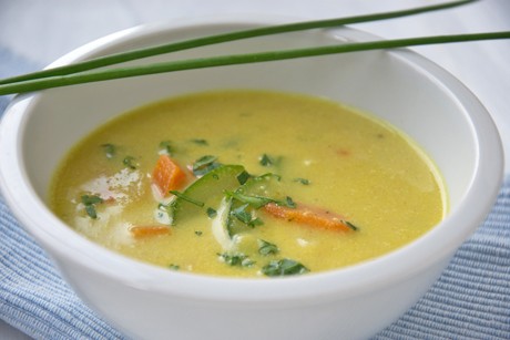 Curry-Gemüsesuppe