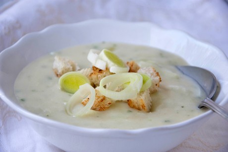Lauchsuppe mit Speck