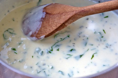 Bärlauch-Sahnesauce