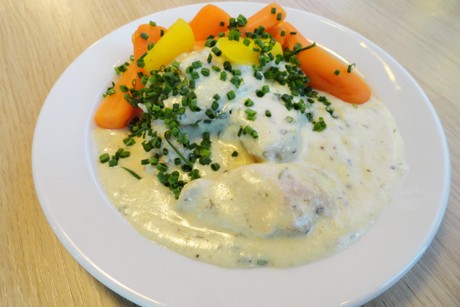 Hühnerschnitzel in Krenschaumsauce