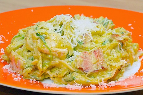 One Pot Pasta mit Hühnchen