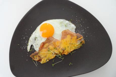Ham and Eggs mit Cheddar Käse