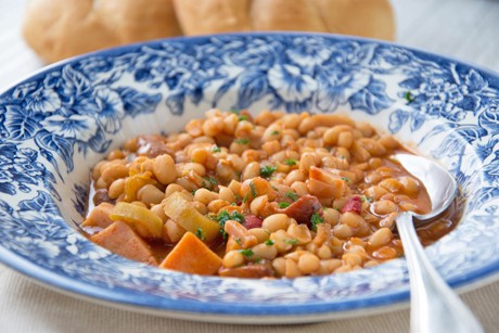 Weiße Bohnen mit Selchfleisch