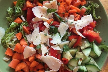 Leichter Hacksalat