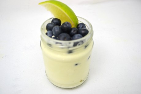 Mövenpick Pistazie Heidelbeer Limetten Eis