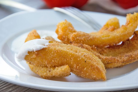 Panierte Paprikastücke