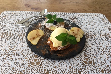 Apfel-Vanille-Mövenpick-Genuss