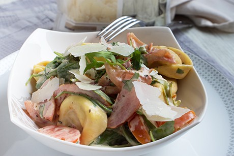 Mediterraner Tortellinisalat