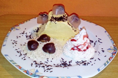 Eisbombe a la Eristoff