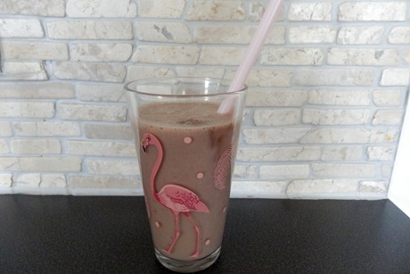 Bananen-Schokoeis im Glas